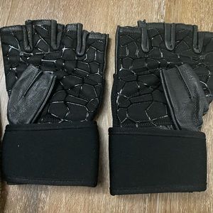 Gym Leather gloves - BRAND NEW